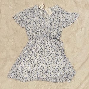 Sienna Key summer dress, size large, white with blue flowers